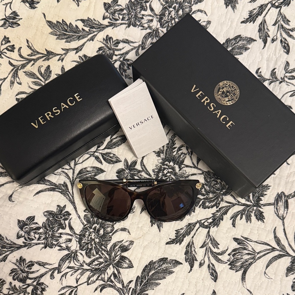 Women’s Versace Brown Sunglasses 4364q
